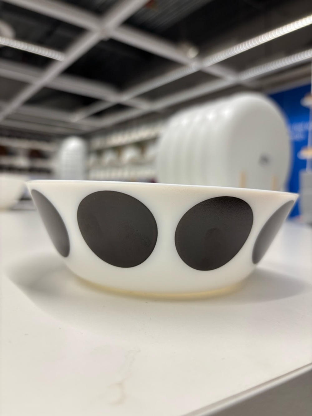 5 IKEA White Ceramic cereal soup food bowls with Black Dot Pattern new - Picture 3 of 12
